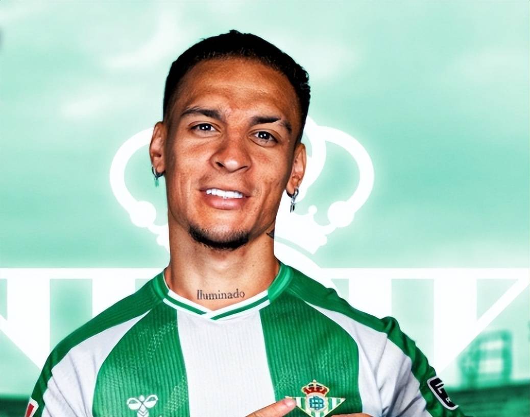 曼联一天清洗3人，投入1.8亿欧仅收回2500万欧元，阿莫林迎来新挑战